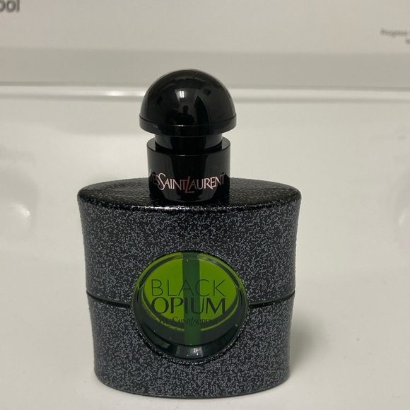 💚 BLACK OPIUM ILLICIT GREEN 💚 - Picture 1 of 5